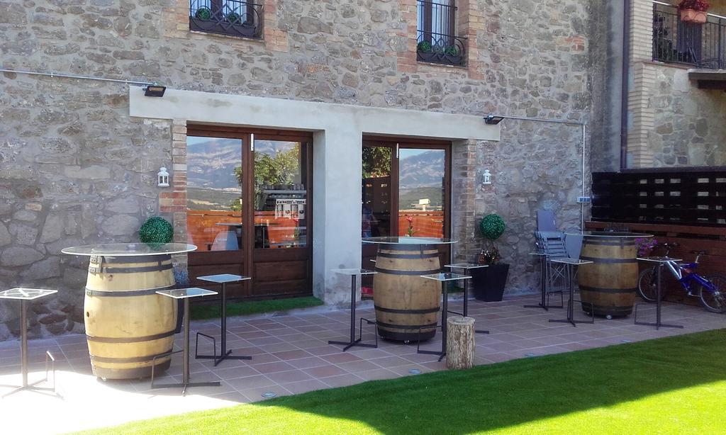 Emphasis Guest House Casserres Екстериор снимка