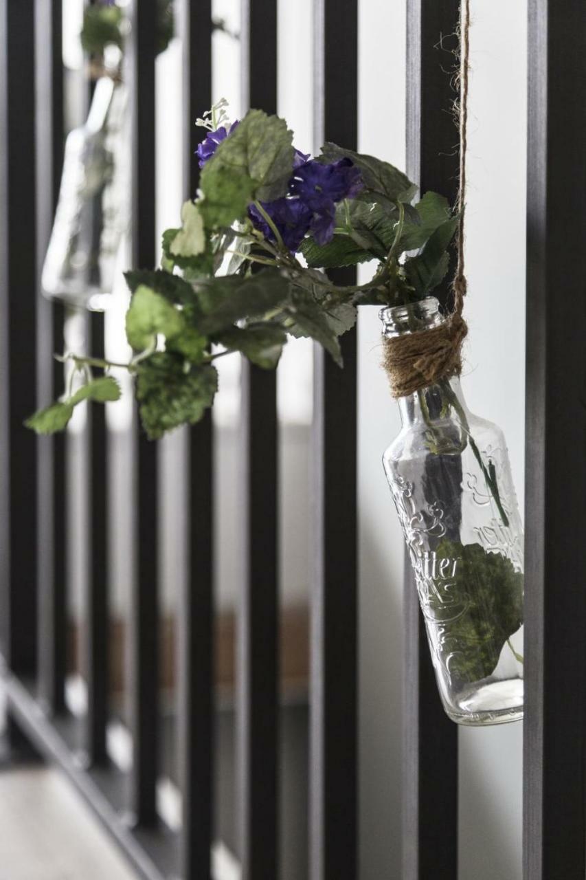 Emphasis Guest House Casserres Екстериор снимка